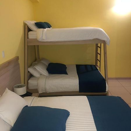 Hostel Paradise St Санта-Марта Экстерьер фото